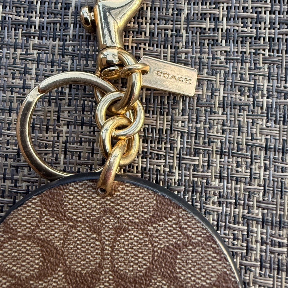EUC! Coach Disney Bad Girls Club Special Edition Keychain - Picture 5 of 6